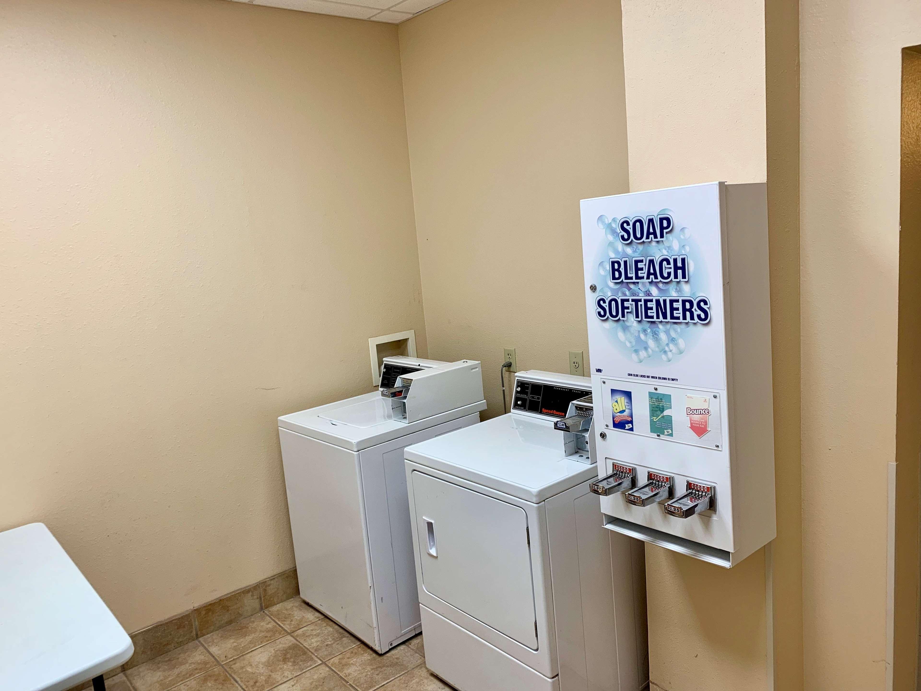 Country Inn & Suites By Radisson, Midway - Tallahassee West Bagian luar foto