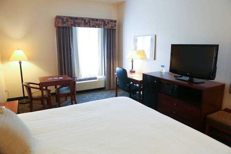 Country Inn & Suites By Radisson, Midway - Tallahassee West Bagian luar foto