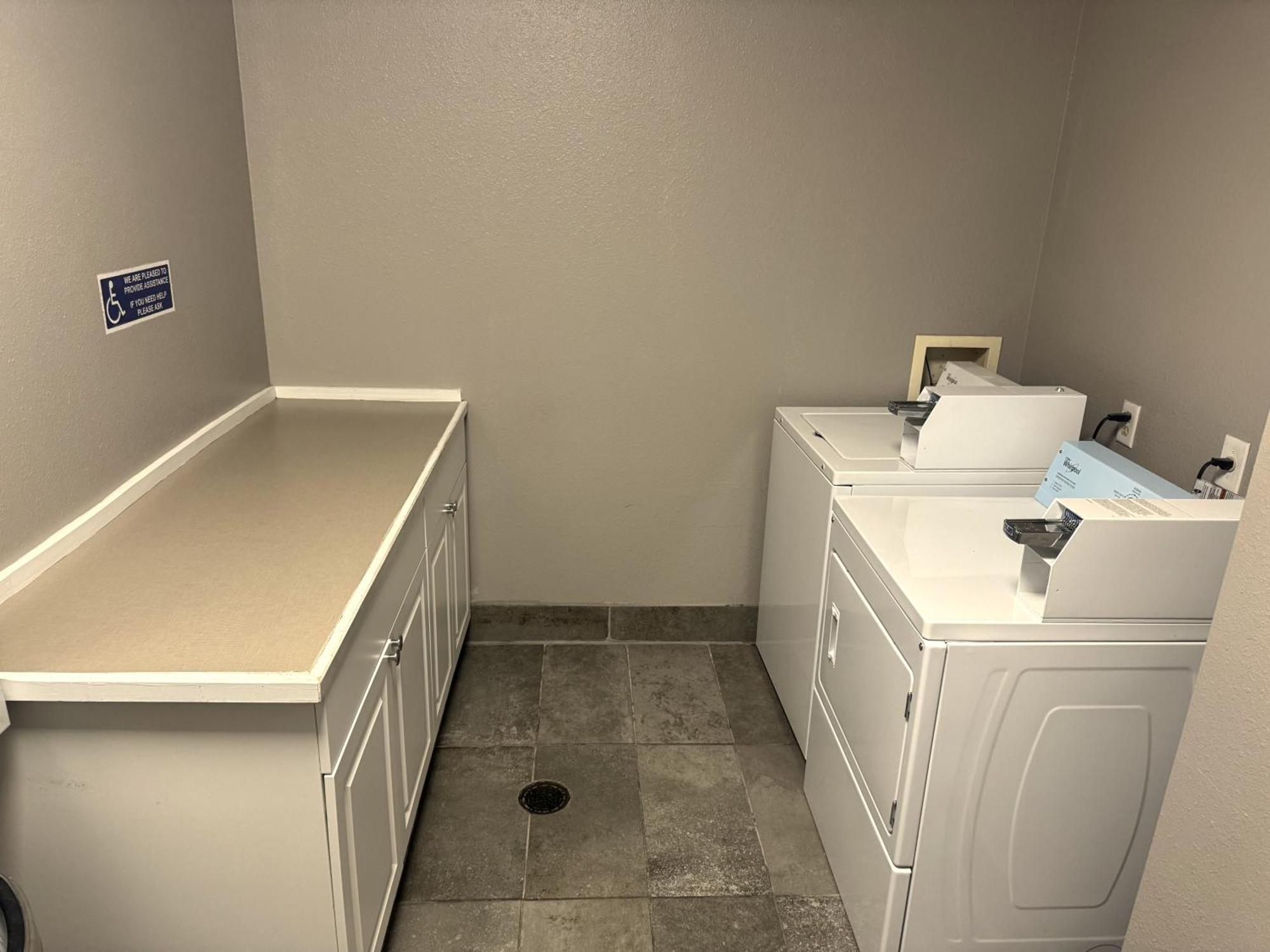 Country Inn & Suites By Radisson, Midway - Tallahassee West Bagian luar foto